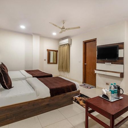 Hotel South Indian Delhi  Exteriör bild