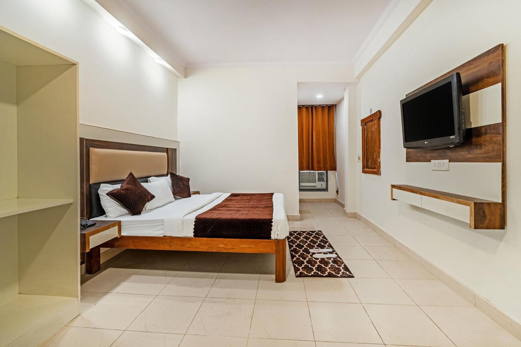 Hotel South Indian Delhi  Exteriör bild